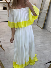 Cargar imagen en el visor de la galería, ALORA - Maxi vestido blanco con amarillo