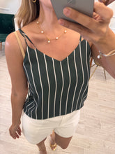 Cargar imagen en el visor de la galería, GUADALUPE - Blusa tirantes verde rayas