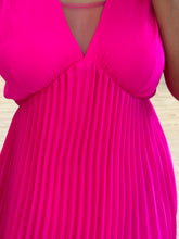 Cargar imagen en el visor de la galería, MURPHY - Maxi vestido fucsia