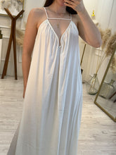 Cargar imagen en el visor de la galería, JESSIE - Maxi vestido blanco tirantes