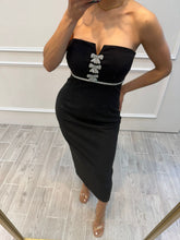 Cargar imagen en el visor de la galería, GABRIELA - Vestido midi negro