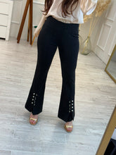 Cargar imagen en el visor de la galería, NANAMI - Pantalón negro.