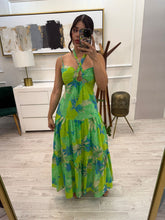 Cargar imagen en el visor de la galería, ALICIA - Maxi vestido verde estampado