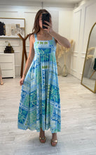 Cargar imagen en el visor de la galería, IVELISSE - Maxi vestido aqua tropical