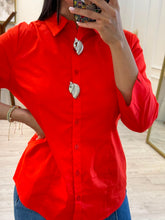 Cargar imagen en el visor de la galería, DULCE - Camisa roja