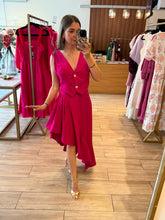 Cargar imagen en el visor de la galería, MILEY - Set chaleco y falda fucsia