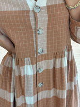 Cargar imagen en el visor de la galería, CADENCE - Maxi vestido khaki