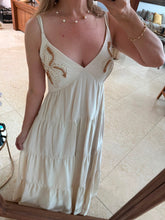 Cargar imagen en el visor de la galería, INDRA - Maxi vestido hueso tirantes