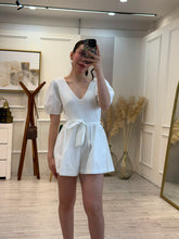 Cargar imagen en el visor de la galería, FLORIANE - Jumper blanco