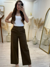Cargar imagen en el visor de la galería, ISADORA - Pantalon cafe