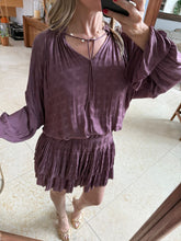 Cargar imagen en el visor de la galería, GALINTIA - Vestido corto uva