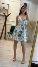 Cargar imagen en el visor de la galería, LUCY - Vestido corto blanco estampado