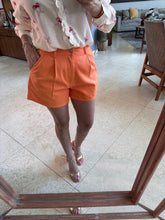 Cargar imagen en el visor de la galería, AVENLY - Short naranja