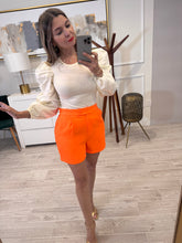 Cargar imagen en el visor de la galería, LILIWEN - Short naranja