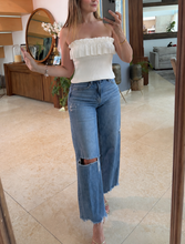 Cargar imagen en el visor de la galería, MAGDALENA - Blusa strapless hueso