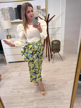Cargar imagen en el visor de la galería, RUTH - Falda estampada café con verde