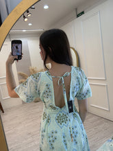 Cargar imagen en el visor de la galería, ANDREA - Maxi vestido verde claro estampado