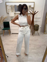 Cargar imagen en el visor de la galería, HOLANDA - Set pantalón y chaleco blanco