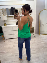 Cargar imagen en el visor de la galería, MERARI - Blusa verde