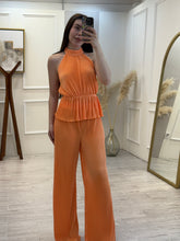 Cargar imagen en el visor de la galería, MITSKI - Set pantalon y blusa naranja