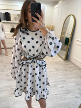 Cargar imagen en el visor de la galería, MEI - Vestido hueso polka dots