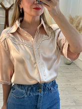 Cargar imagen en el visor de la galería, VERNICE - Camisa palo de rosa