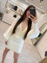 Cargar imagen en el visor de la galería, ONDINA - Vestido avena