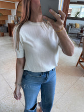 Cargar imagen en el visor de la galería, AMELISSE - Blusa beige