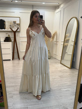 Cargar imagen en el visor de la galería, APRIL - Maxi vestido avena tirantes