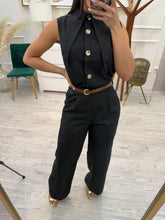 Cargar imagen en el visor de la galería, CHELINA - Set pantalón y blusa negro