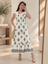 Cargar imagen en el visor de la galería, BASILIA - Maxi vestido blanco estampado
