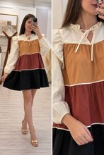 Cargar imagen en el visor de la galería, KAYLA - Vestido corto multicolor