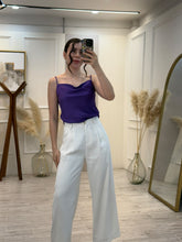 Cargar imagen en el visor de la galería, CANDELARIA - Blusa morada de tirantes