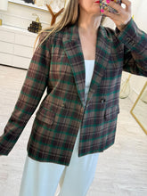Cargar imagen en el visor de la galería, JACOBA - Blazer cuadros café con verde