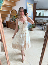 Cargar imagen en el visor de la galería, ERLINA - Maxi vestido avena tirantes