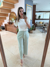 Cargar imagen en el visor de la galería, BEGOÑA - Pantalon menta