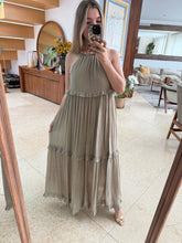 Cargar imagen en el visor de la galería, MILAN - Maxi vestido olivo