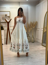 Cargar imagen en el visor de la galería, DONNA - Maxi vestido tirantes estampado botánico