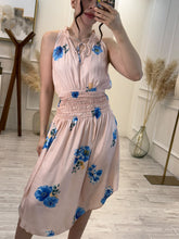 Cargar imagen en el visor de la galería, CALPULLI - Vestido corto estampado flores azules