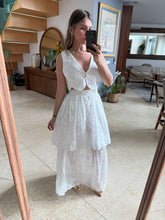 Cargar imagen en el visor de la galería, BIRDIE - Set blusa y falda blanca