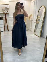 Cargar imagen en el visor de la galería, AMADINE - Maxi vestido azul oscuro tirantes