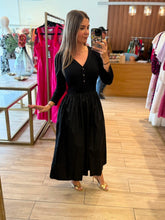 Cargar imagen en el visor de la galería, NADINE - Maxi vestido negro