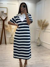 Cargar imagen en el visor de la galería, LILIA - Vestido midi rayas azul marino