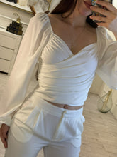 Cargar imagen en el visor de la galería, NELIDA - Set pantalon y blusa blanco