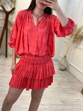 Cargar imagen en el visor de la galería, YOLANA - Vestido corto rojo estampado