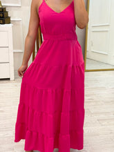 Cargar imagen en el visor de la galería, ISOLDA - Maxi vestido fucsia