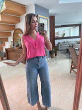 Cargar imagen en el visor de la galería, KAREN - Blusa rosa