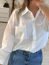 Cargar imagen en el visor de la galería, SLOANE - Camisa blanca manga larga