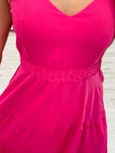 Cargar imagen en el visor de la galería, ISOLDA - Maxi vestido fucsia