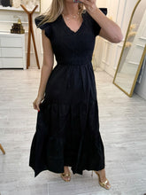 Cargar imagen en el visor de la galería, ASPEN - Maxi vestido negro